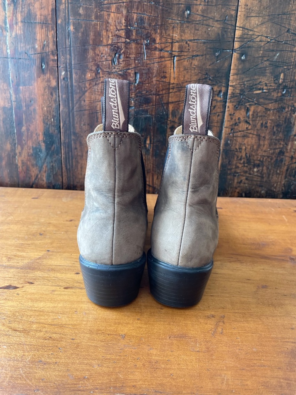 Blundstone 1677 Rustic Brown Chelsea Boots Women's 7.5 US - Picture 7 of 13